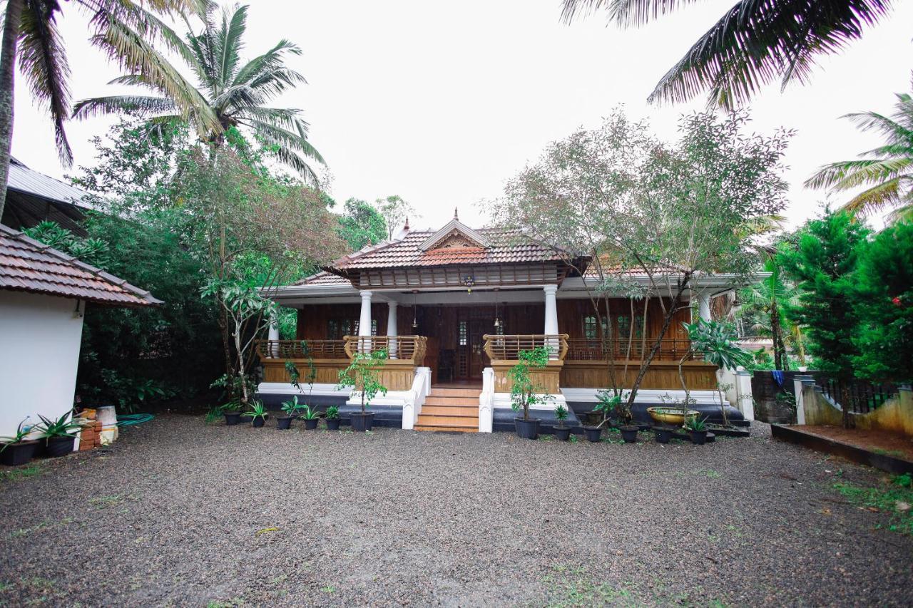 Periyar Heritage Thekkady Extérieur photo